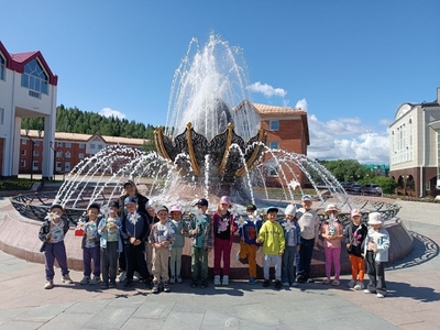 Фонтан "Яйцо Фаберже"