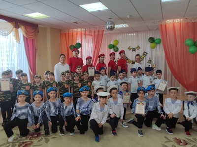 Смотр песни и строя