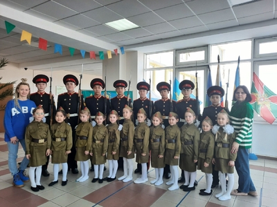 Смотр песни и строя