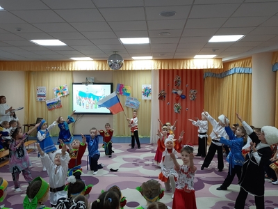 Танец Многонациональная Россия